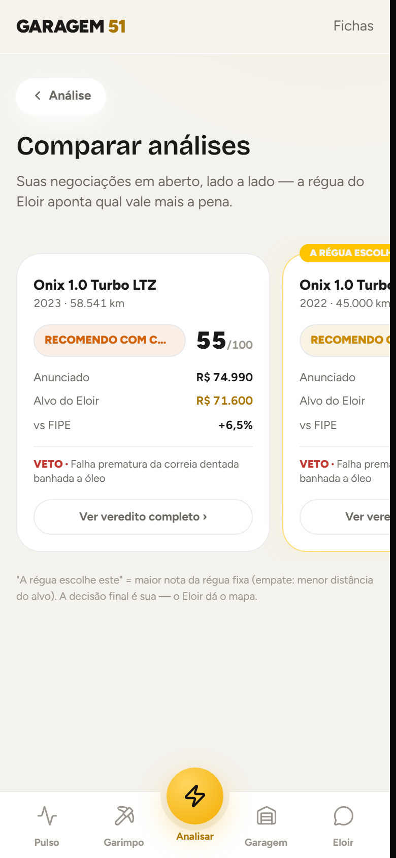 Tela real de comparação do Garagem 51 mostrando dois Onix lado a lado com o selo A régua escolhe este